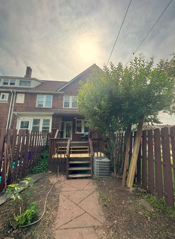 1203 PRIESTLEY Avenue, Erie, PA 16511