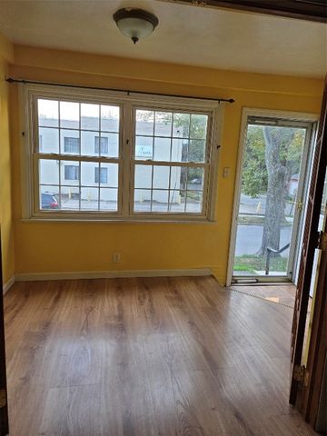 1203 PRIESTLEY Avenue, Erie, PA 16511