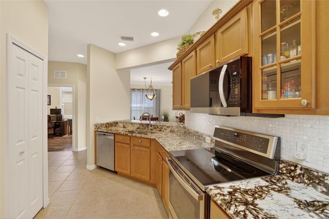 220 SHELL FALLS DRIVE, Apollo Beach, FL 33572