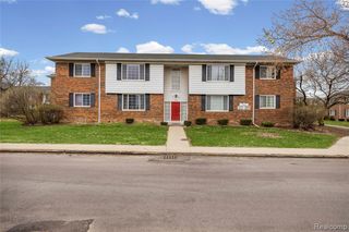 25325 Shiawassee Circle 203, Southfield, MI 48033