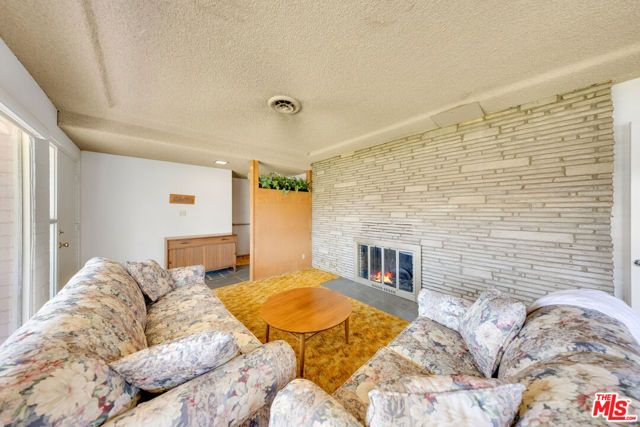635 Ramona Avenue, La Verne, CA 91750