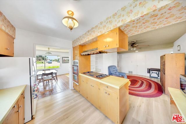 635 Ramona Avenue, La Verne, CA 91750
