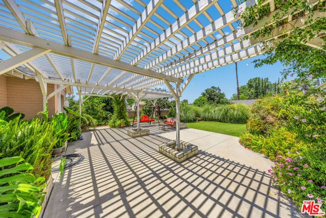 635 Ramona Avenue, La Verne, CA 91750
