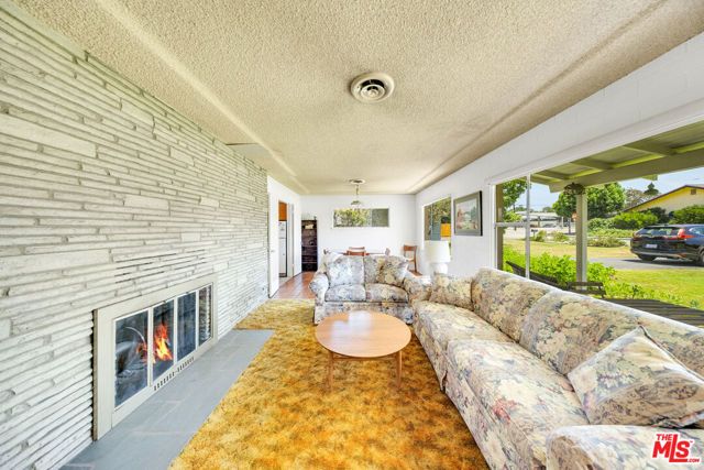 635 Ramona Avenue, La Verne, CA 91750