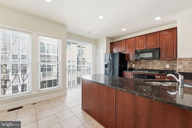 14667 CROSSFIELD WAY, Woodbridge, VA 22191