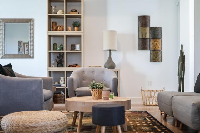 4011 Independent WAY, Austin, TX 78731