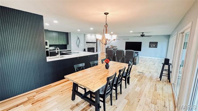 408 Monitor Way, St Charles, MO 63303