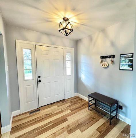 408 Monitor Way, St Charles, MO 63303
