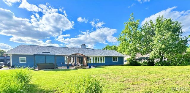 408 Monitor Way, St Charles, MO 63303