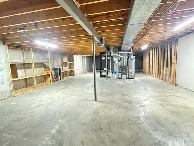 408 Monitor Way, St Charles, MO 63303