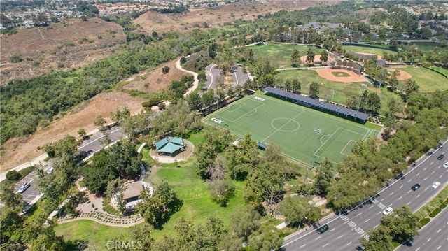 35 Garrison Loop, Ladera Ranch, CA 92694
