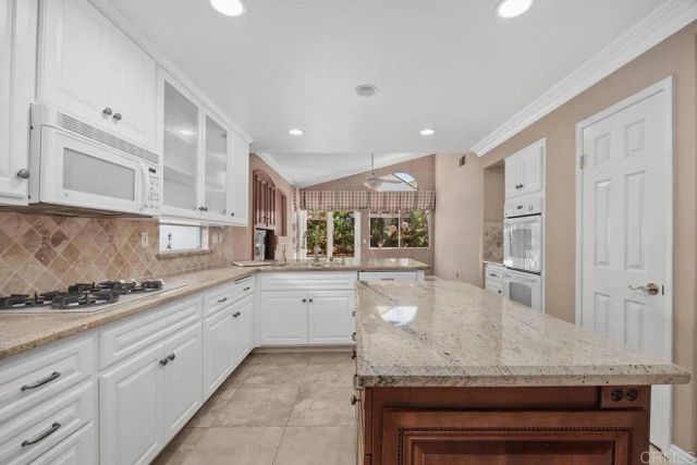 6005 Patmos Way, Oceanside, CA 92056