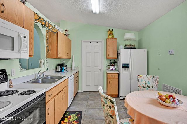 1900 PENZANCE Parkway, Middleburg, FL 32068