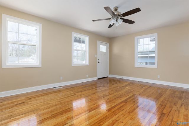 214 Richmond Drive, Huntsville, AL 35811