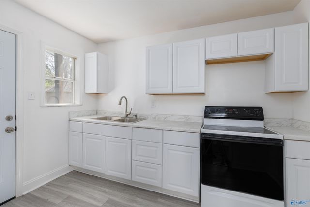 214 Richmond Drive, Huntsville, AL 35811