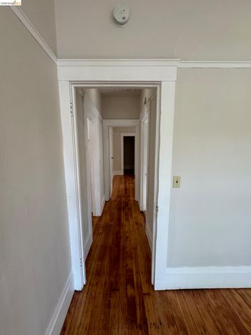 1626 12Th St, Oakland, CA 94607