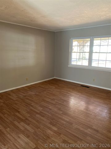 5858 S 67th East Avenue, Tulsa, OK 74145