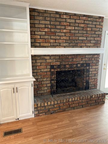 5858 S 67th East Avenue, Tulsa, OK 74145