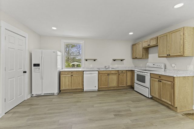 123 Hogin Rd, Dickson, TN 37055