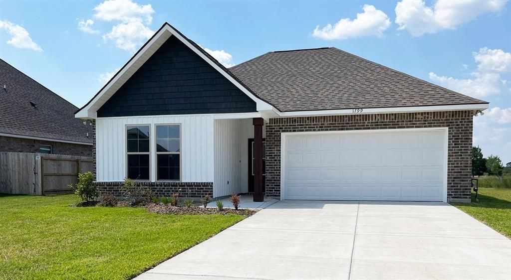 1799 BOWEN Road, Lake Charles, LA 70611