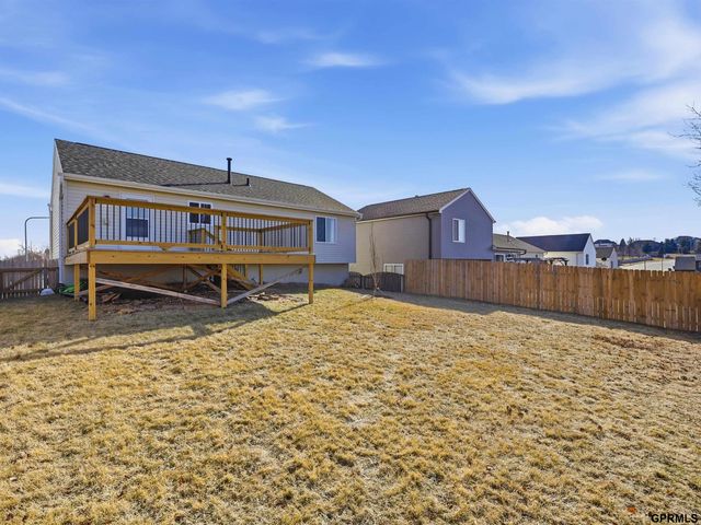15404 Reynolds Street, Bennington, NE 68007