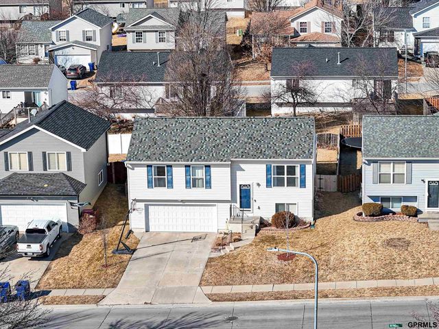 15404 Reynolds Street, Bennington, NE 68007