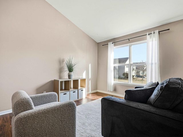 15404 Reynolds Street, Bennington, NE 68007