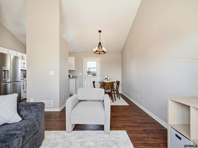 15404 Reynolds Street, Bennington, NE 68007