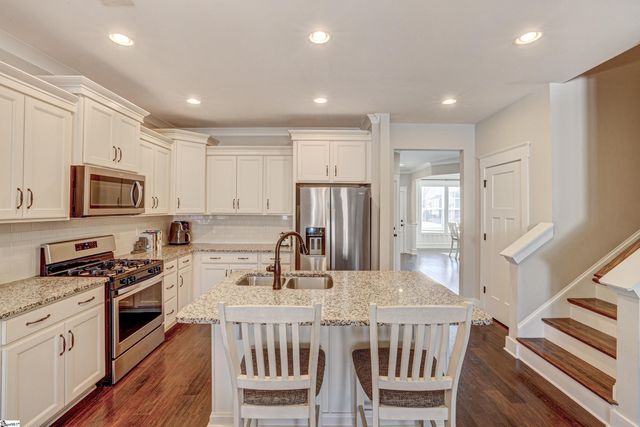 111 Creekhaven Lane, Taylors, SC 29687