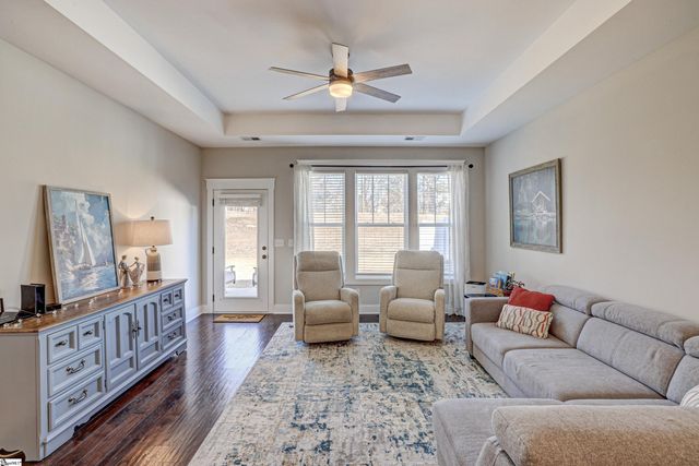 111 Creekhaven Lane, Taylors, SC 29687