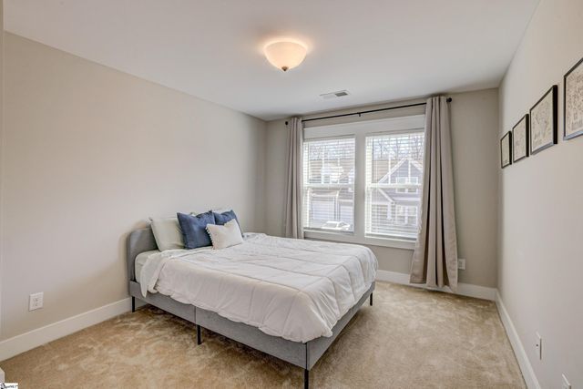 111 Creekhaven Lane, Taylors, SC 29687