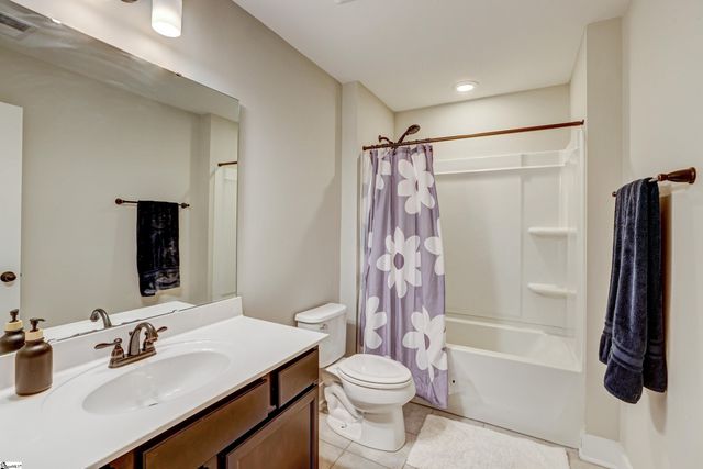 111 Creekhaven Lane, Taylors, SC 29687