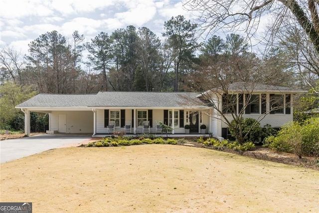 775 E Powderhorn Road, Sandy Springs, GA 30342