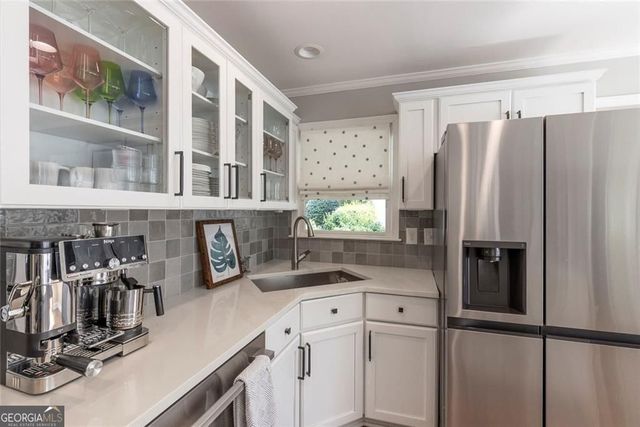 775 E Powderhorn Road, Sandy Springs, GA 30342