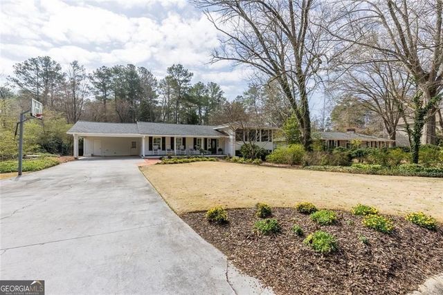 775 E Powderhorn Road, Sandy Springs, GA 30342