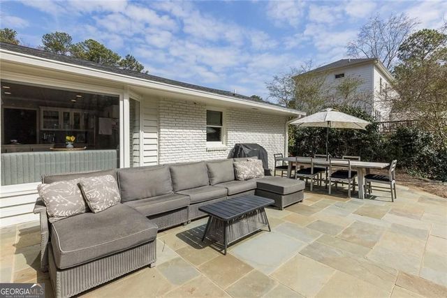 775 E Powderhorn Road, Sandy Springs, GA 30342