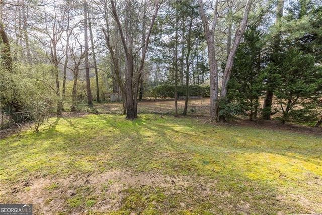 775 E Powderhorn Road, Sandy Springs, GA 30342