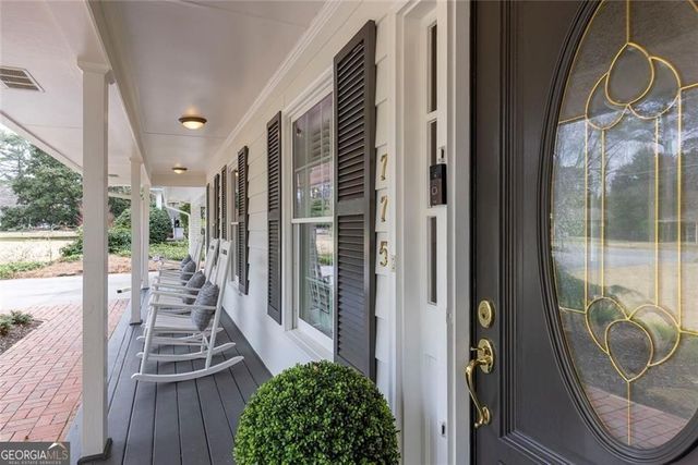 775 E Powderhorn Road, Sandy Springs, GA 30342