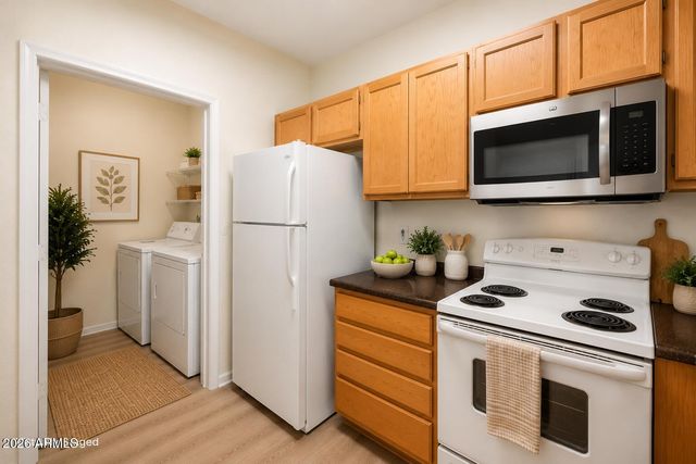 5401 E VAN BUREN Street 2094, Phoenix, AZ 85008