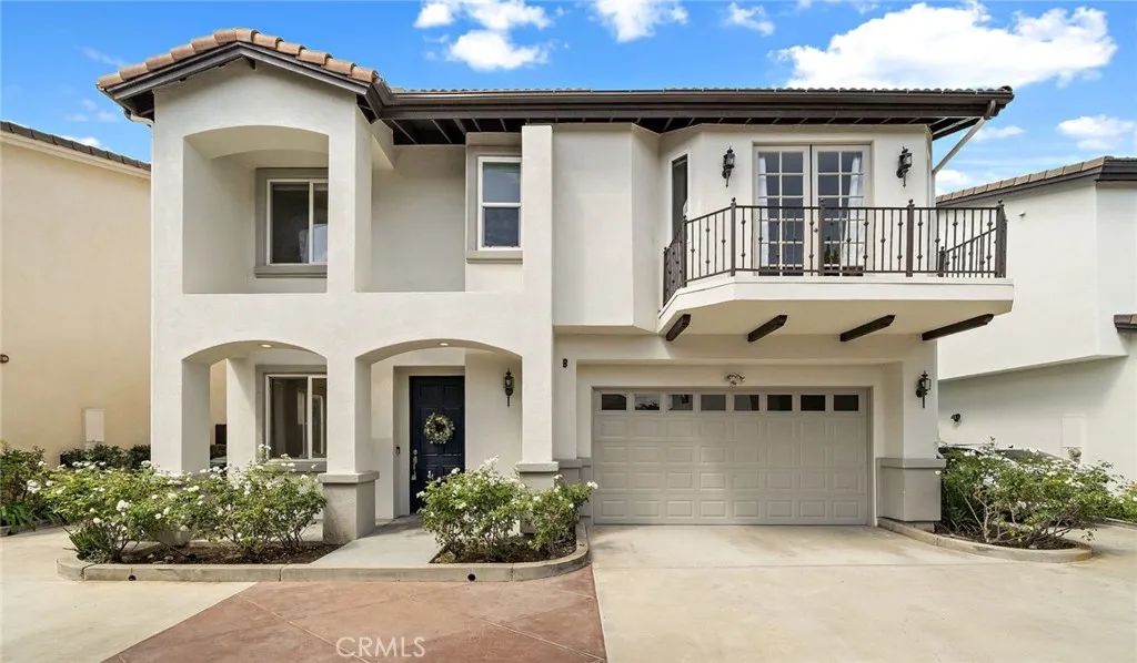 265 Mesa Drive B, Costa Mesa, CA 92627