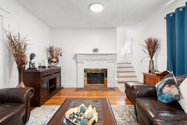 12 Hopewell Rd, Boston, MA 02136