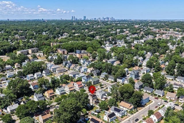 12 Hopewell Rd, Boston, MA 02136