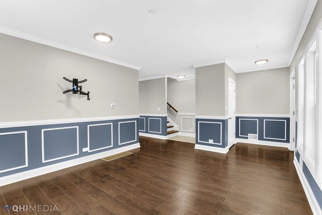 19 Augusta Street, Oak Park, IL 60302