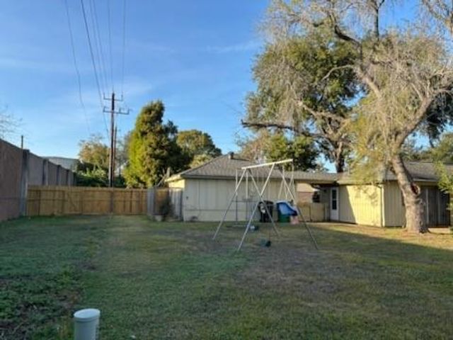 12302 Wrenthorpe Drive, Houston, TX 77031