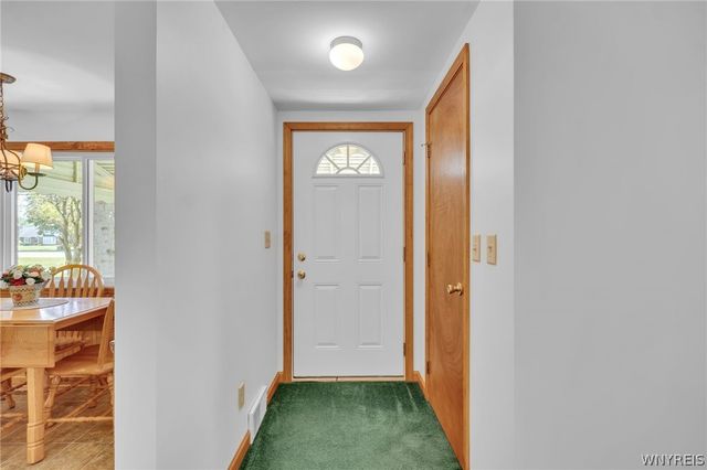 5588 Genesee Street, Lancaster, NY 14086
