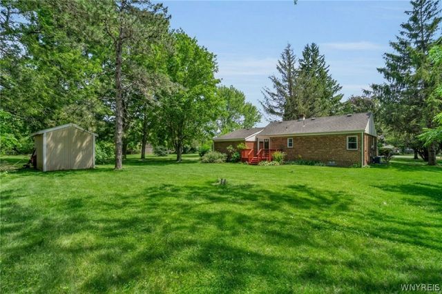 5588 Genesee Street, Lancaster, NY 14086