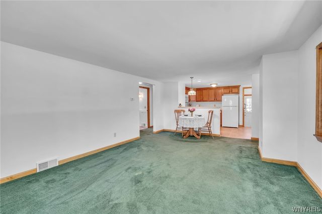 5588 Genesee Street, Lancaster, NY 14086