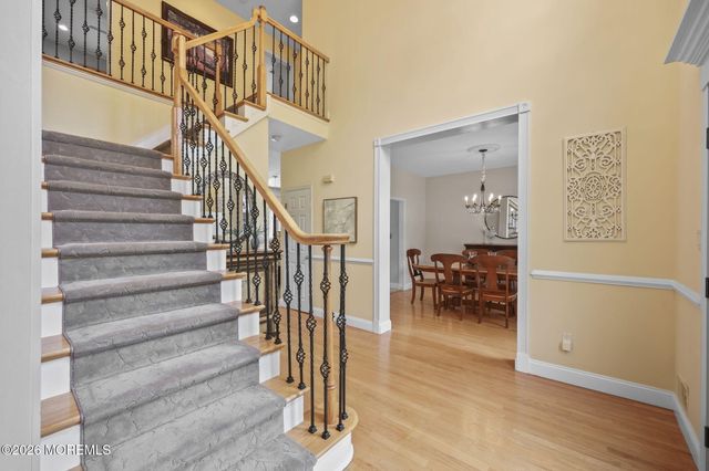 5 Mohegan Road, Freehold, NJ 07728