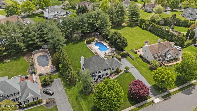 5 Mohegan Road, Freehold, NJ 07728