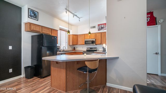 15608 N 34TH Street, Phoenix, AZ 85032